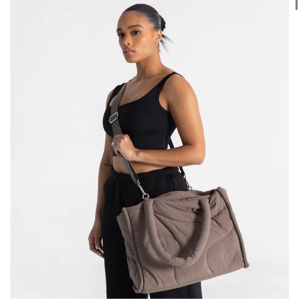 ThirtyYears the Drift Tote in Clay
